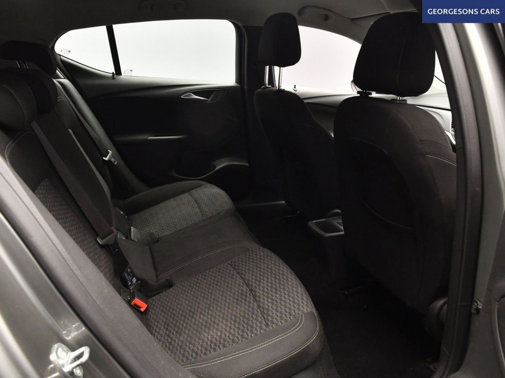 Used Vauxhall Astra 2017 for sale - 77153171: Photo 14