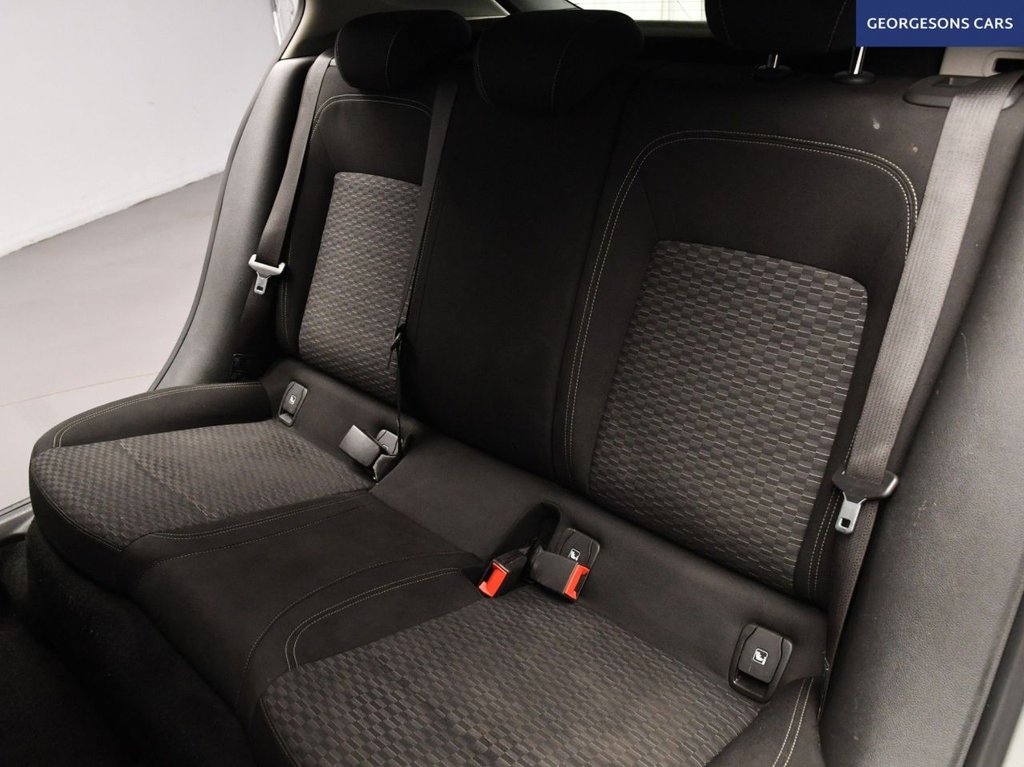 Used Vauxhall Astra 2017 for sale - 77153171: Photo 16