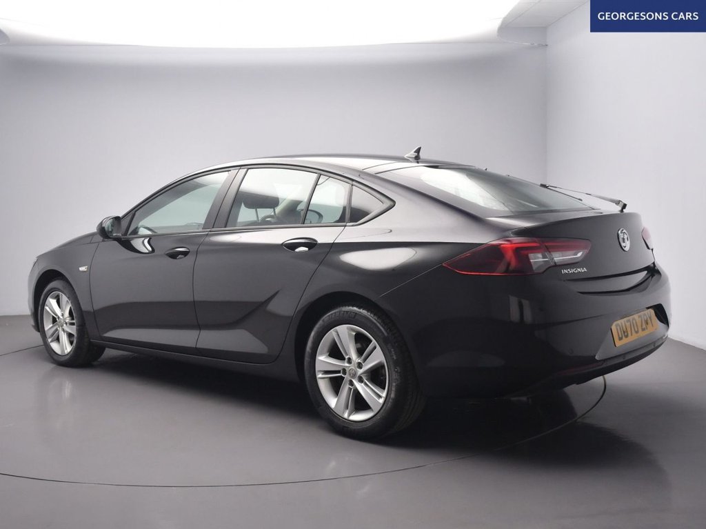 Used Vauxhall Insignia 2020 for sale - 76546442: Photo 2