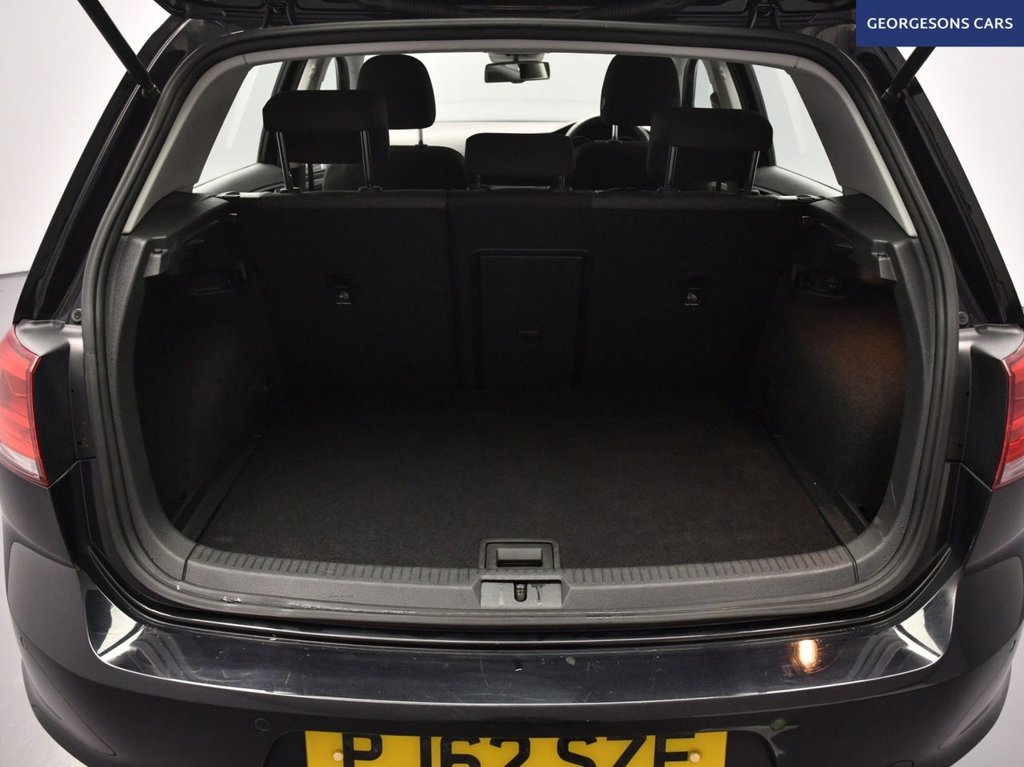 Used Volkswagen Golf 2013 for sale - 77560570: Photo 9