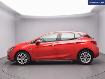 Used Vauxhall Astra 2017 for sale - 77110527: Photo