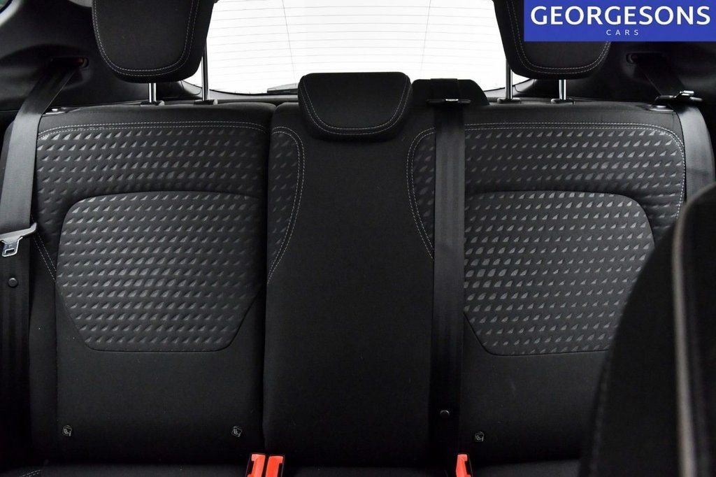 Used Ford Fiesta 2017 for sale - 76406137: Photo 14