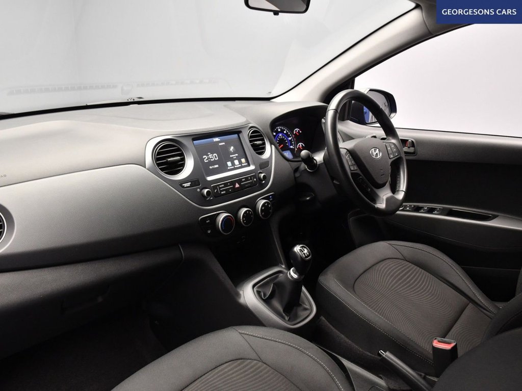 Used Hyundai i10 2019 for sale - 76604432: Photo 10