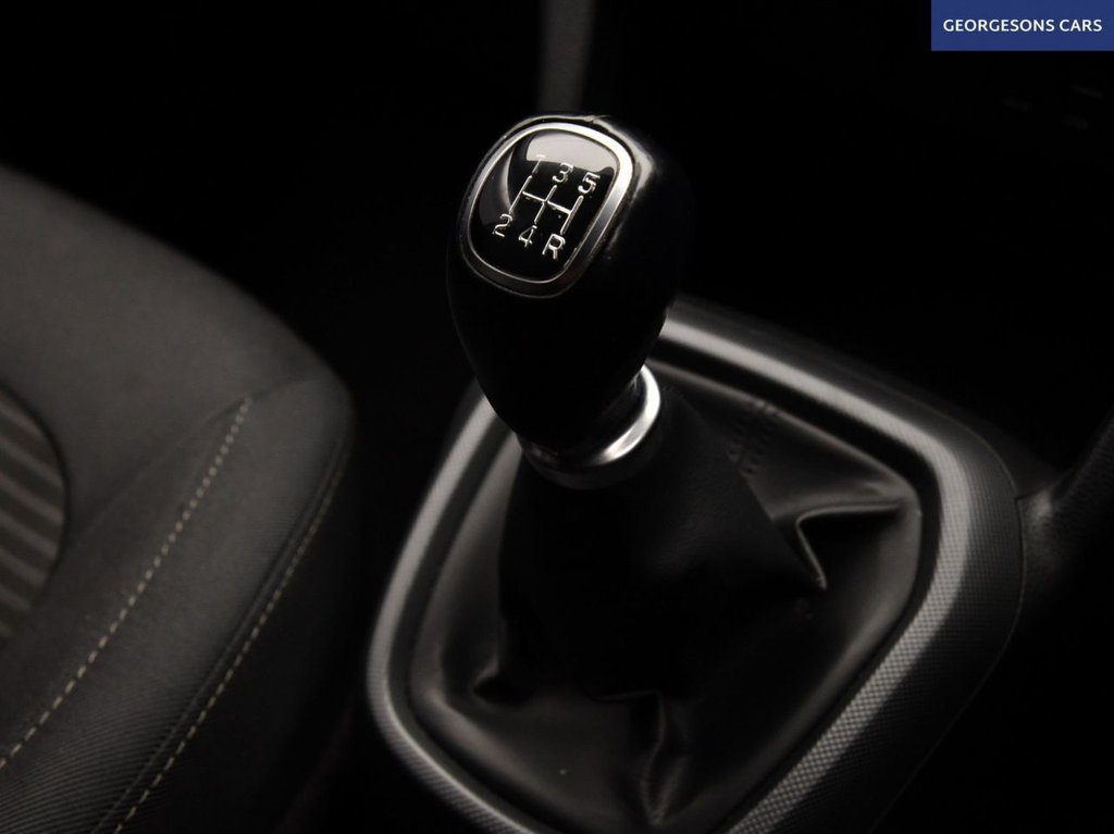 Used Hyundai i10 2019 for sale - 76604432: Photo 18