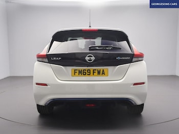 Used Nissan Leaf 2020 for sale - 77049081: Photo