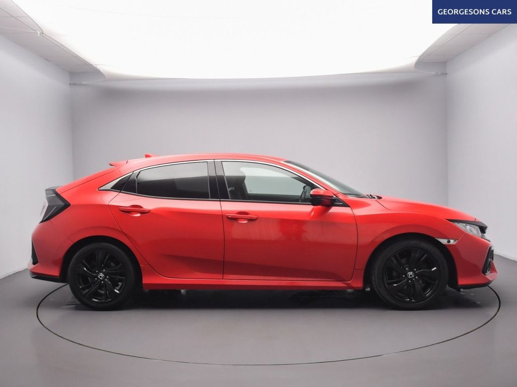 Used Honda Civic 2018 for sale - 77212155: Photo 7