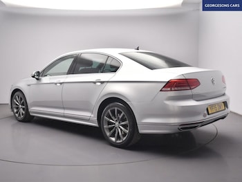 Used Volkswagen Passat 2015 for sale - 79481604: Photo