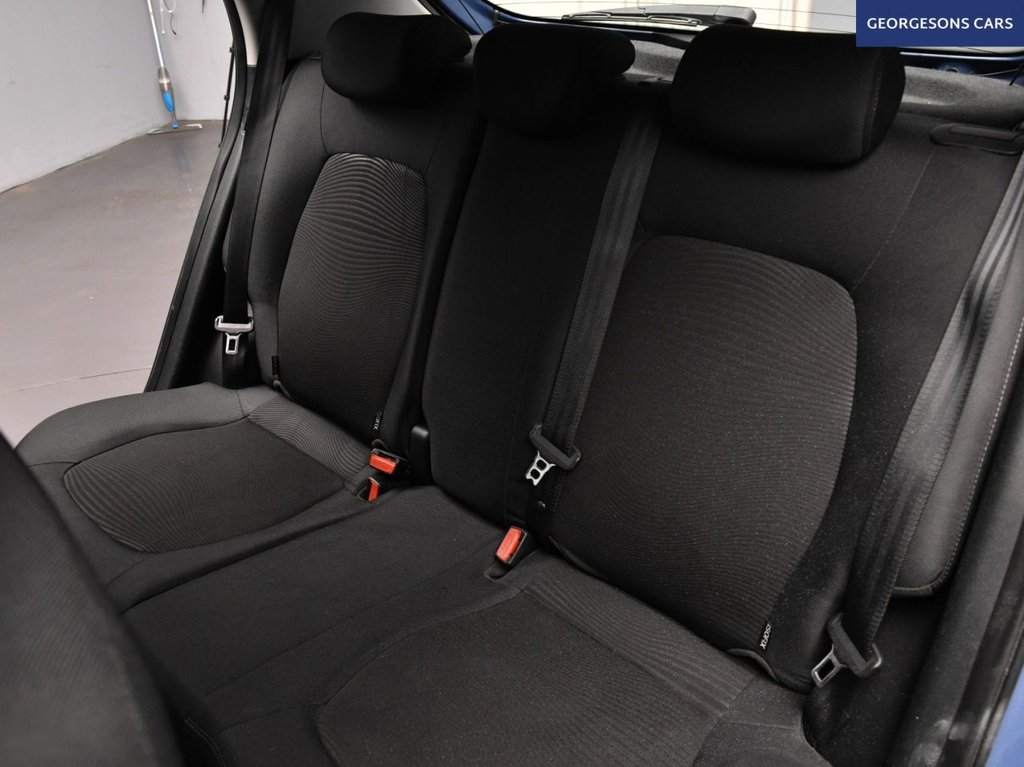 Used Hyundai i10 2018 for sale - 76604336: Photo 15