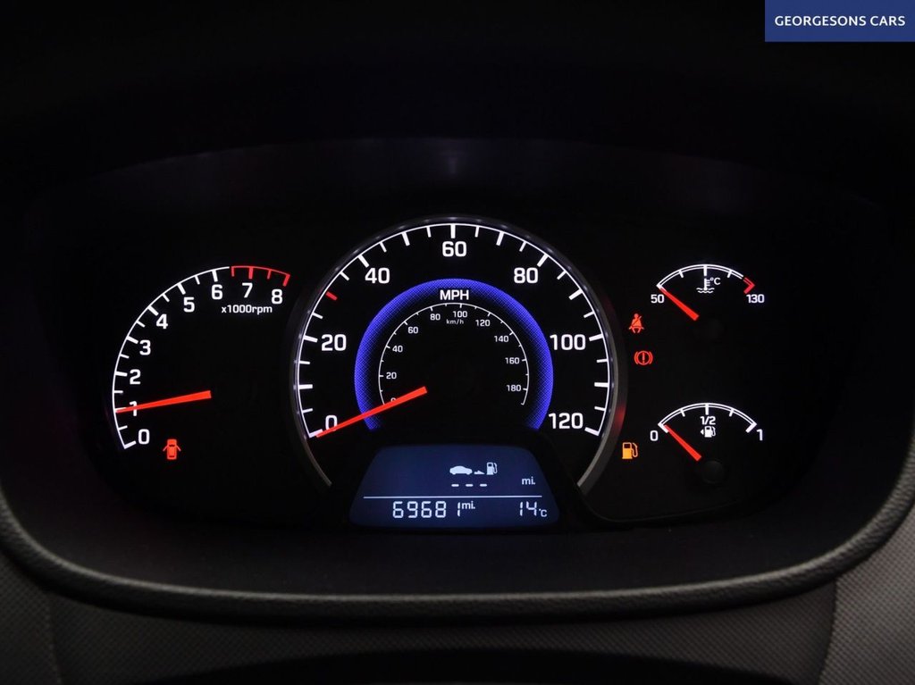 Used Hyundai i10 2018 for sale - 76604336: Photo 18