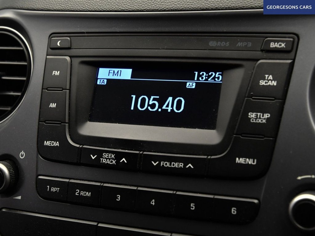 Used Hyundai i10 2018 for sale - 76604336: Photo 20