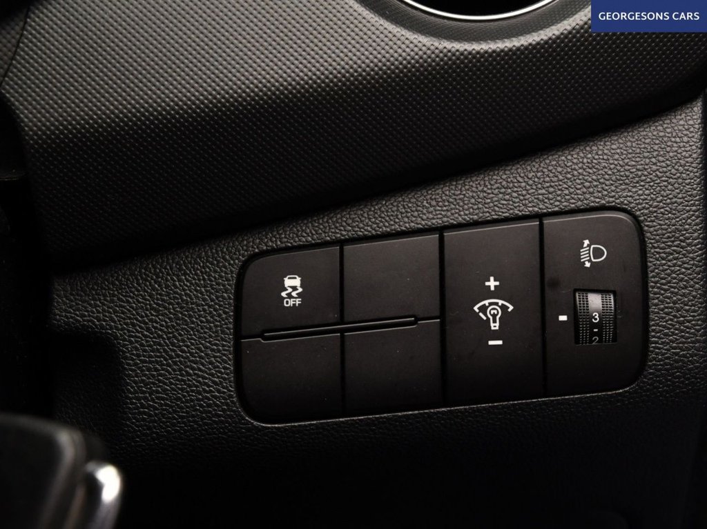 Used Hyundai i10 2018 for sale - 76604336: Photo 23