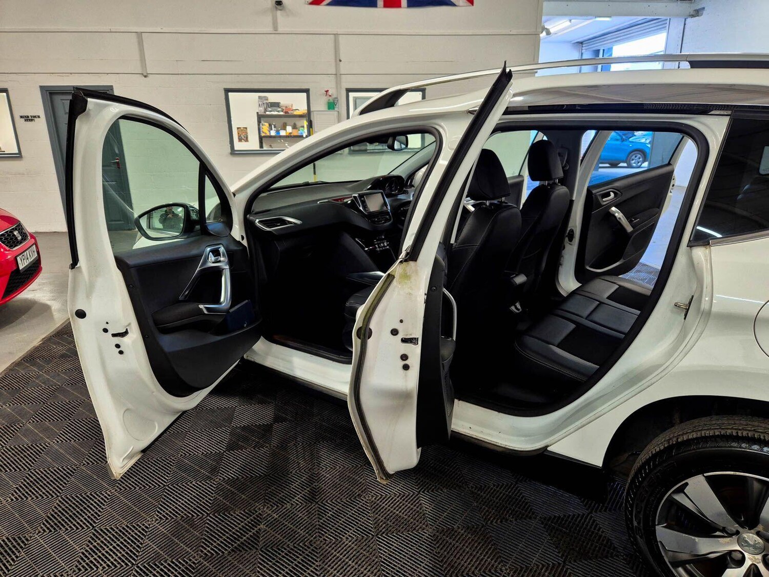 Used Peugeot 2008 for sale - 78214397: Photo 29