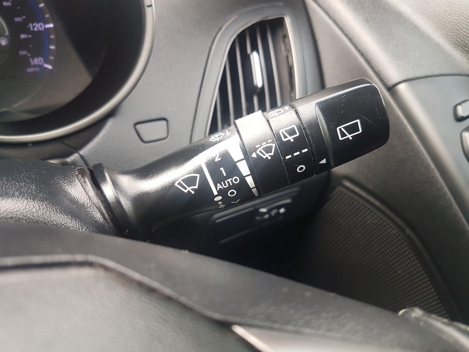 Used Hyundai Ix35 2014 for sale - 76361385: Photo 25