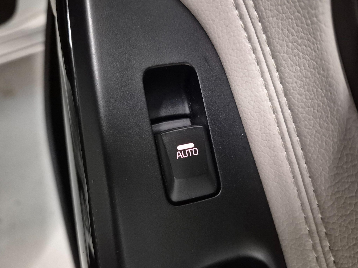 Used Kia Ceed 2013 for sale - 76899066: Photo 43