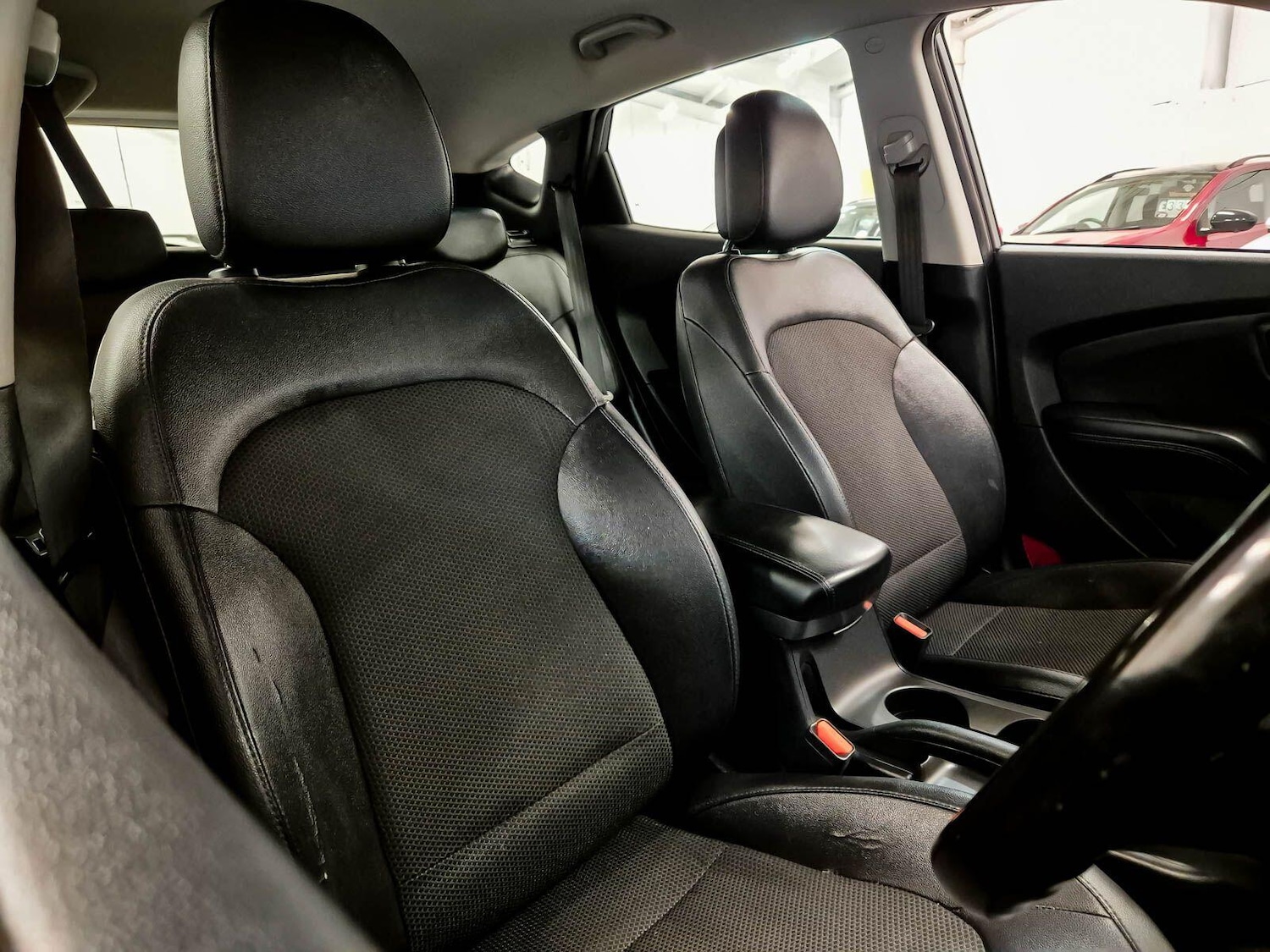 Used Hyundai Ix35 2015 for sale - 77410987: Photo 3