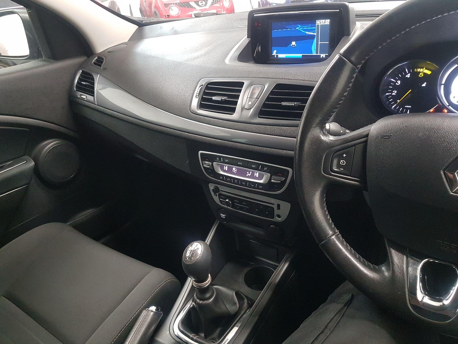 Used Renault Megane 2015 for sale - 77109083: Photo 14