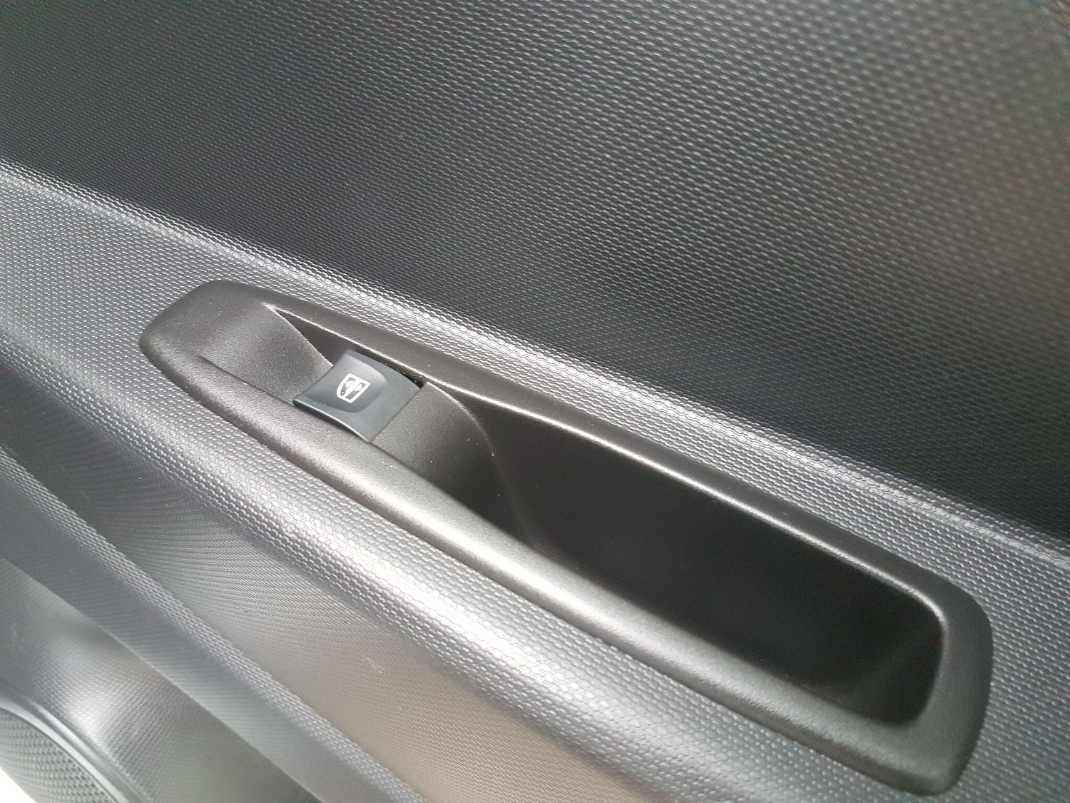 Used Renault Captur 2015 for sale - 76284208: Photo 17