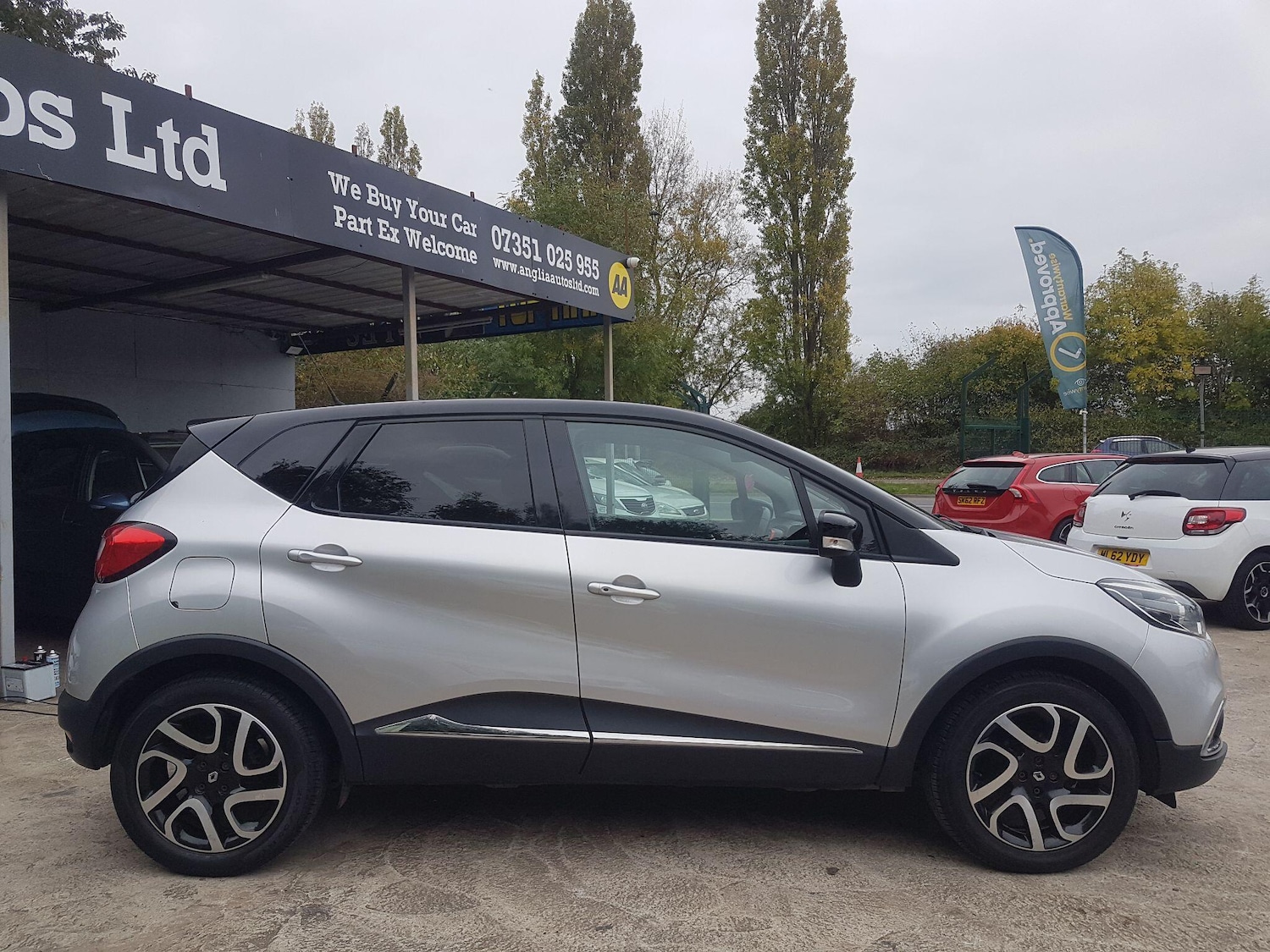 Used Renault Captur 2015 for sale - 76284208: Photo 9