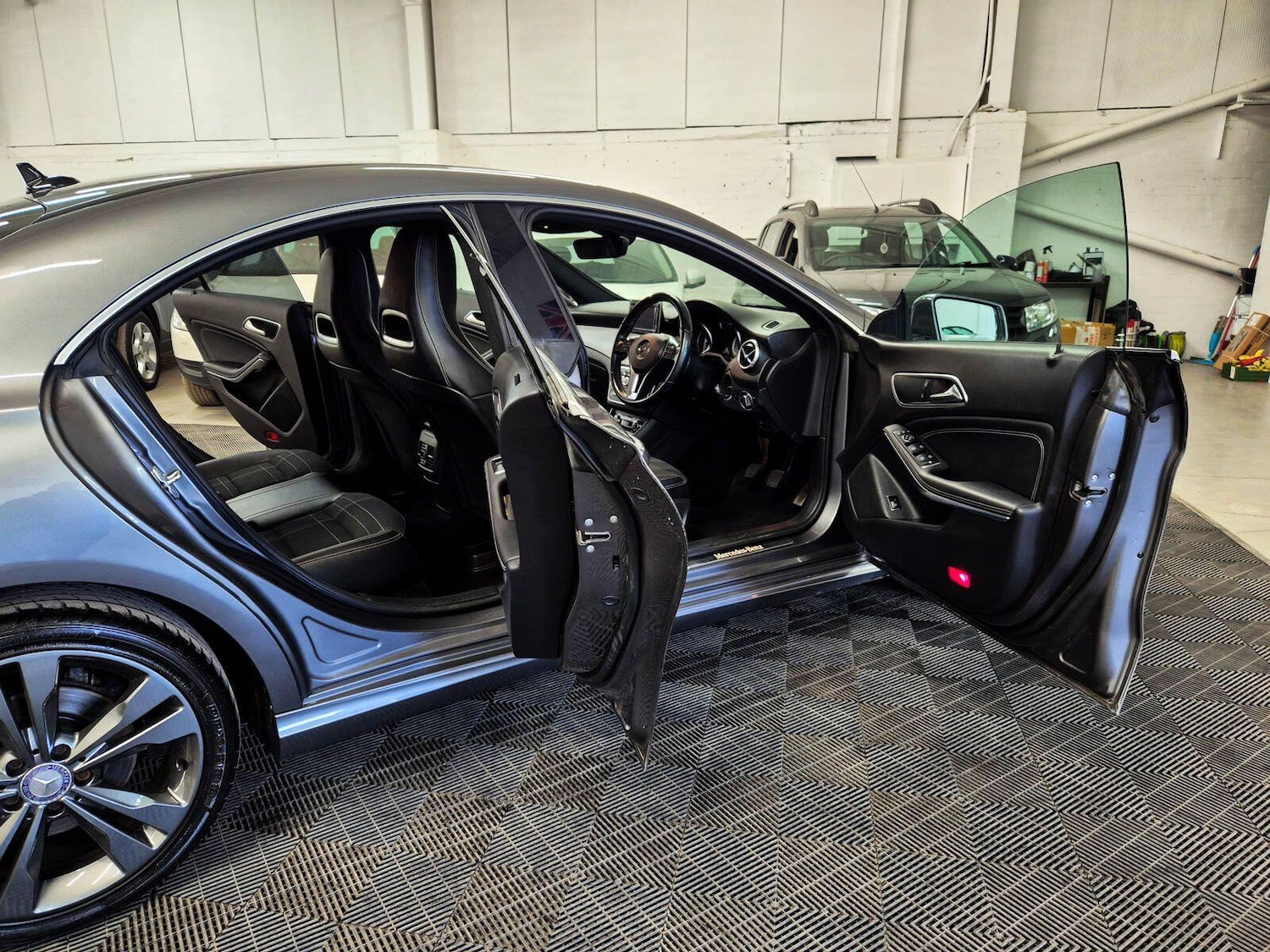 Used Mercedes-Benz CLA 2013 for sale - 78057925: Photo 26