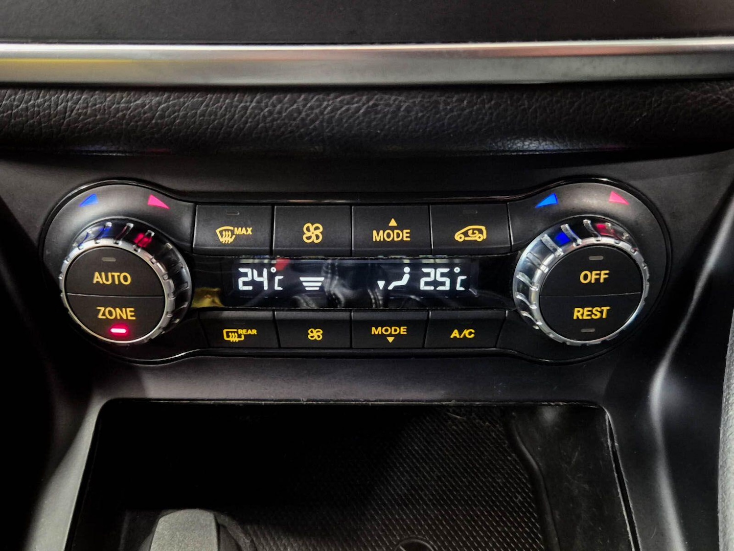 Used Mercedes-Benz CLA 2013 for sale - 78057925: Photo 49