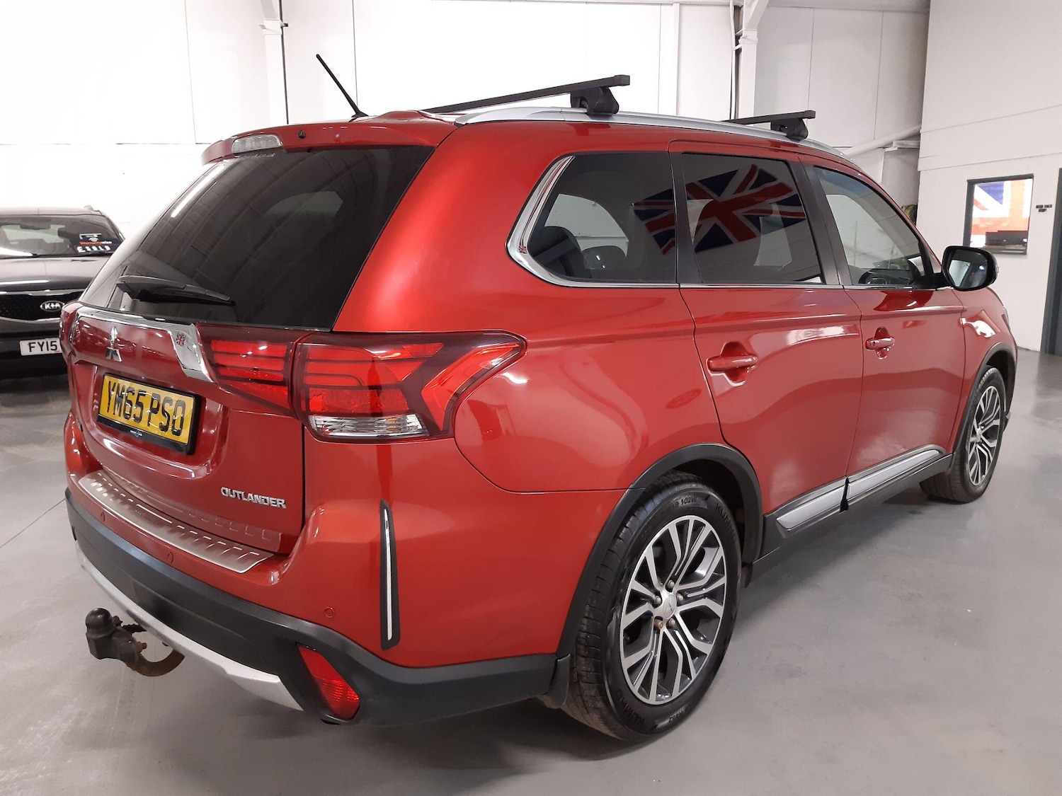 Used Mitsubishi Outlander 2016 for sale - 76632824: Photo 10
