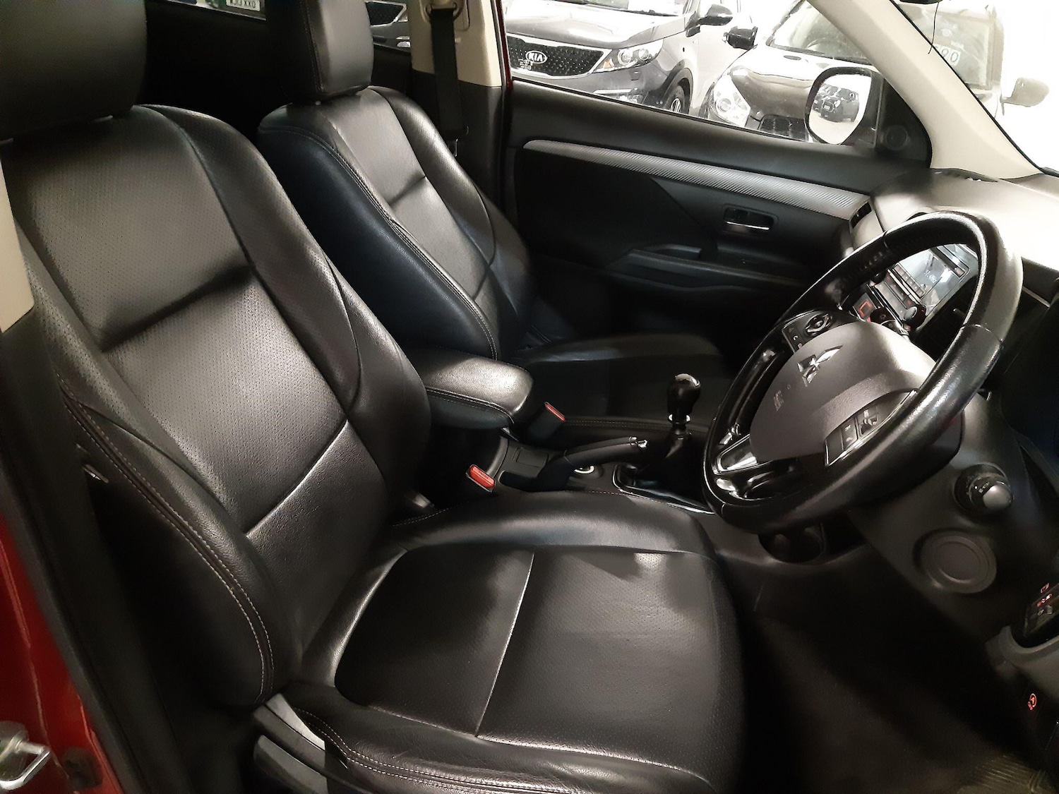 Used Mitsubishi Outlander 2016 for sale - 76632824: Photo 12