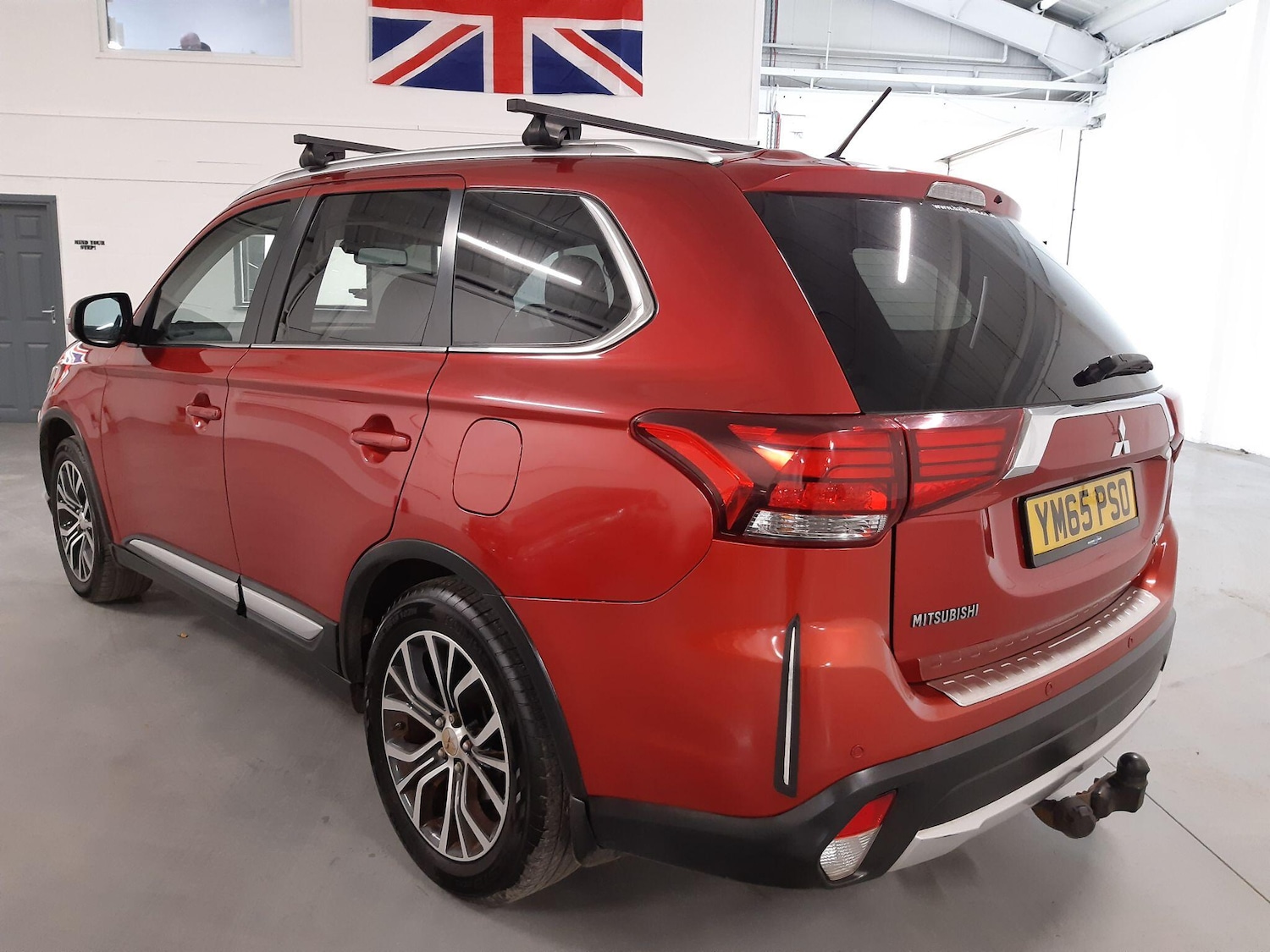 Used Mitsubishi Outlander 2016 for sale - 76632824: Photo 6