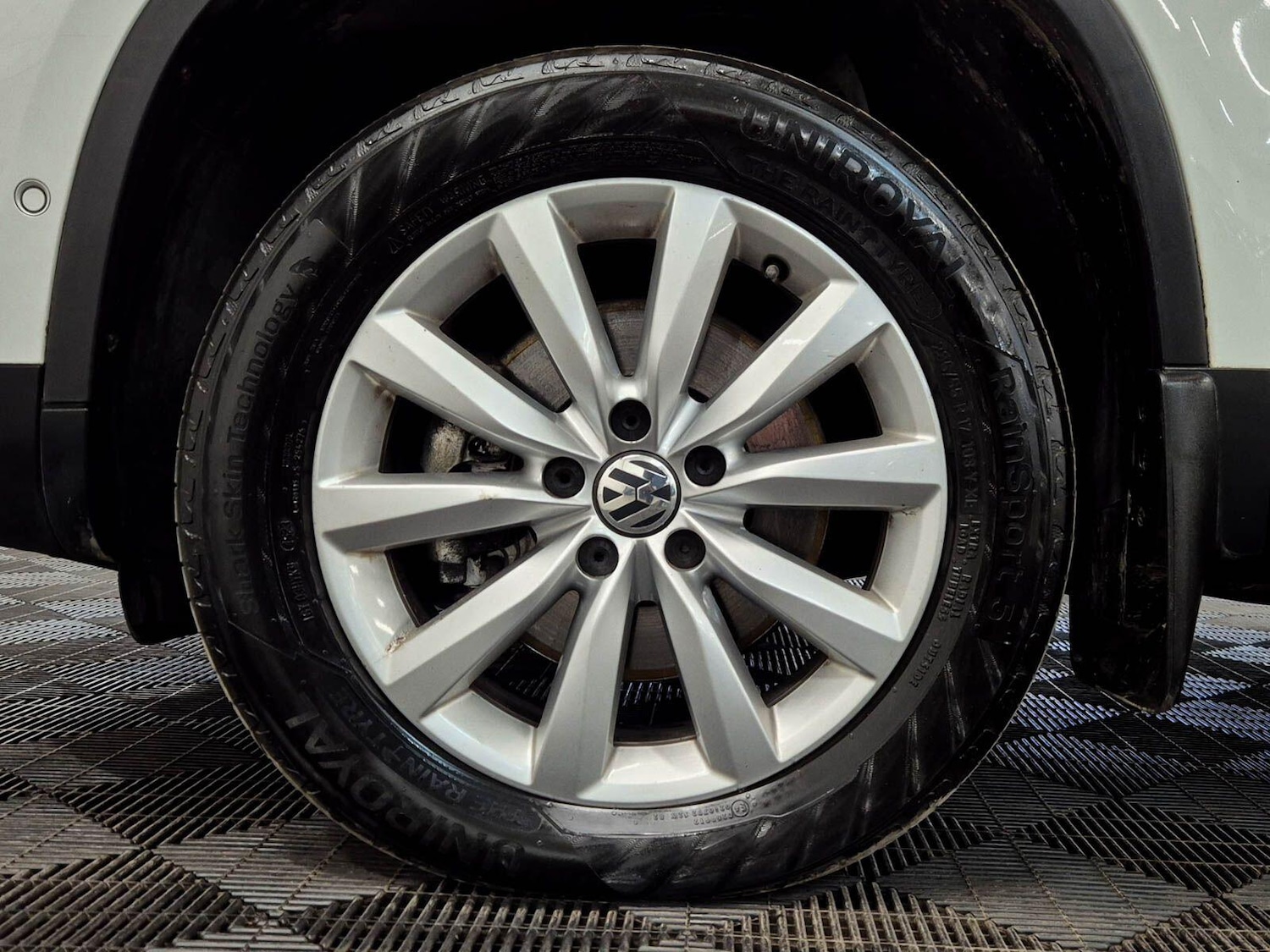 Used Volkswagen Tiguan for sale - 78136156: Photo 29