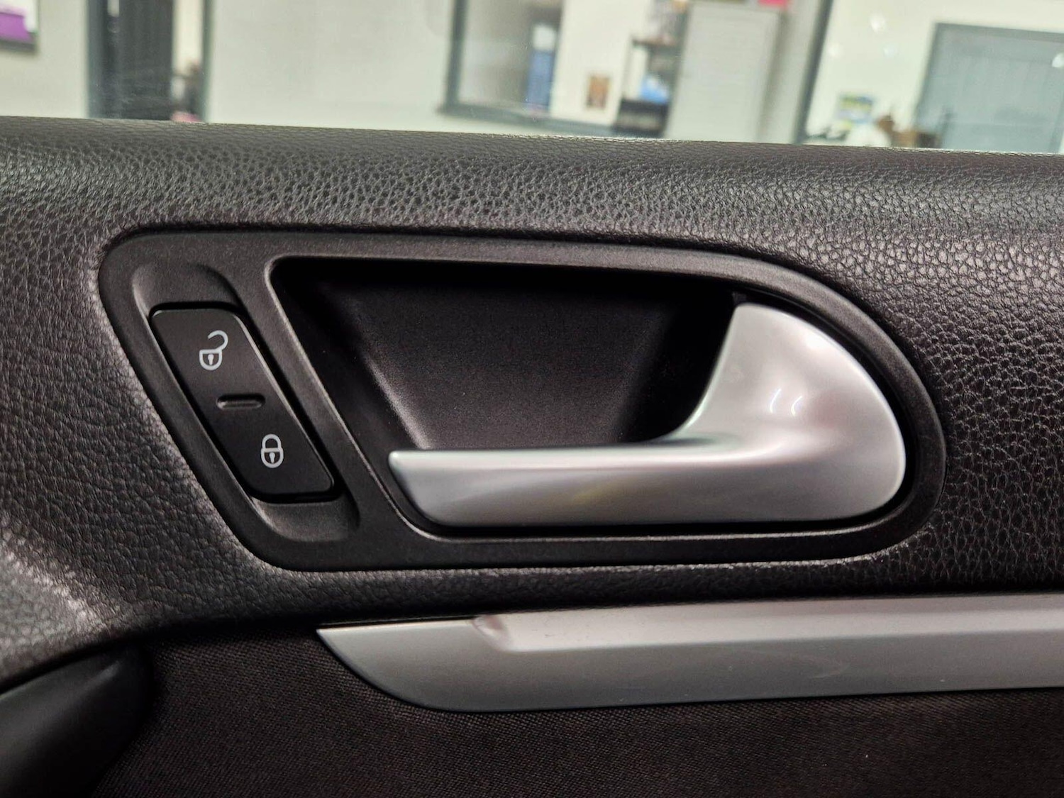 Used Volkswagen Tiguan for sale - 78136156: Photo 44