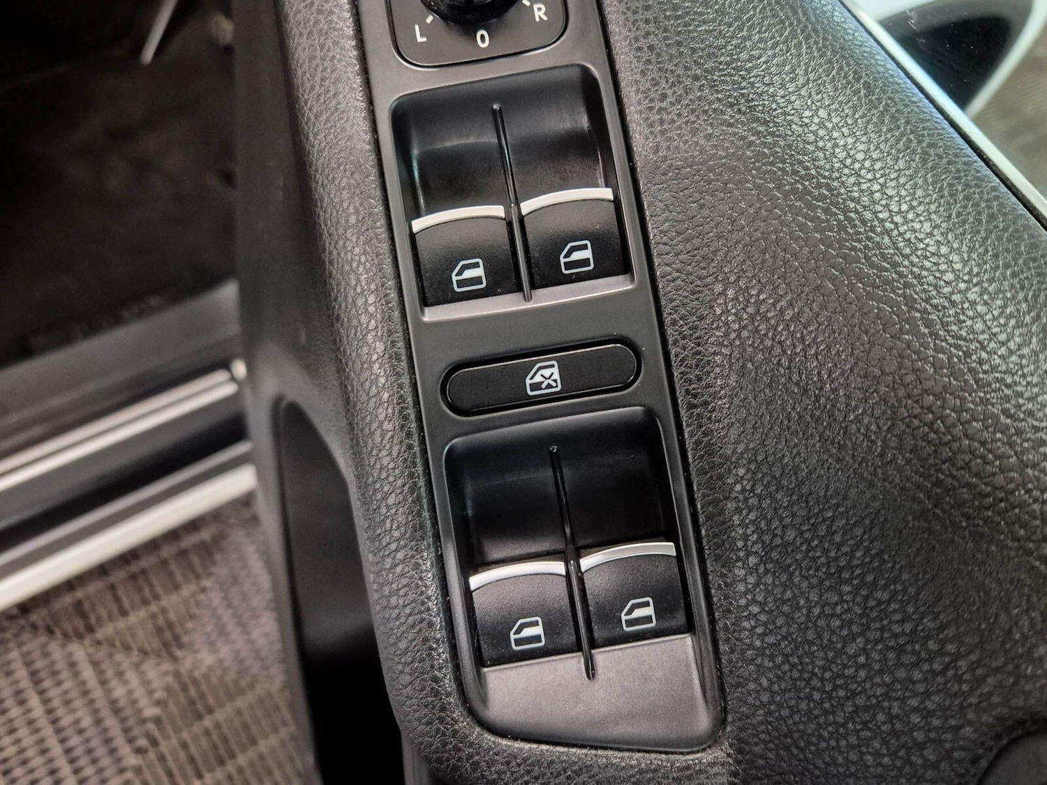 Used Volkswagen Tiguan for sale - 78136156: Photo 46