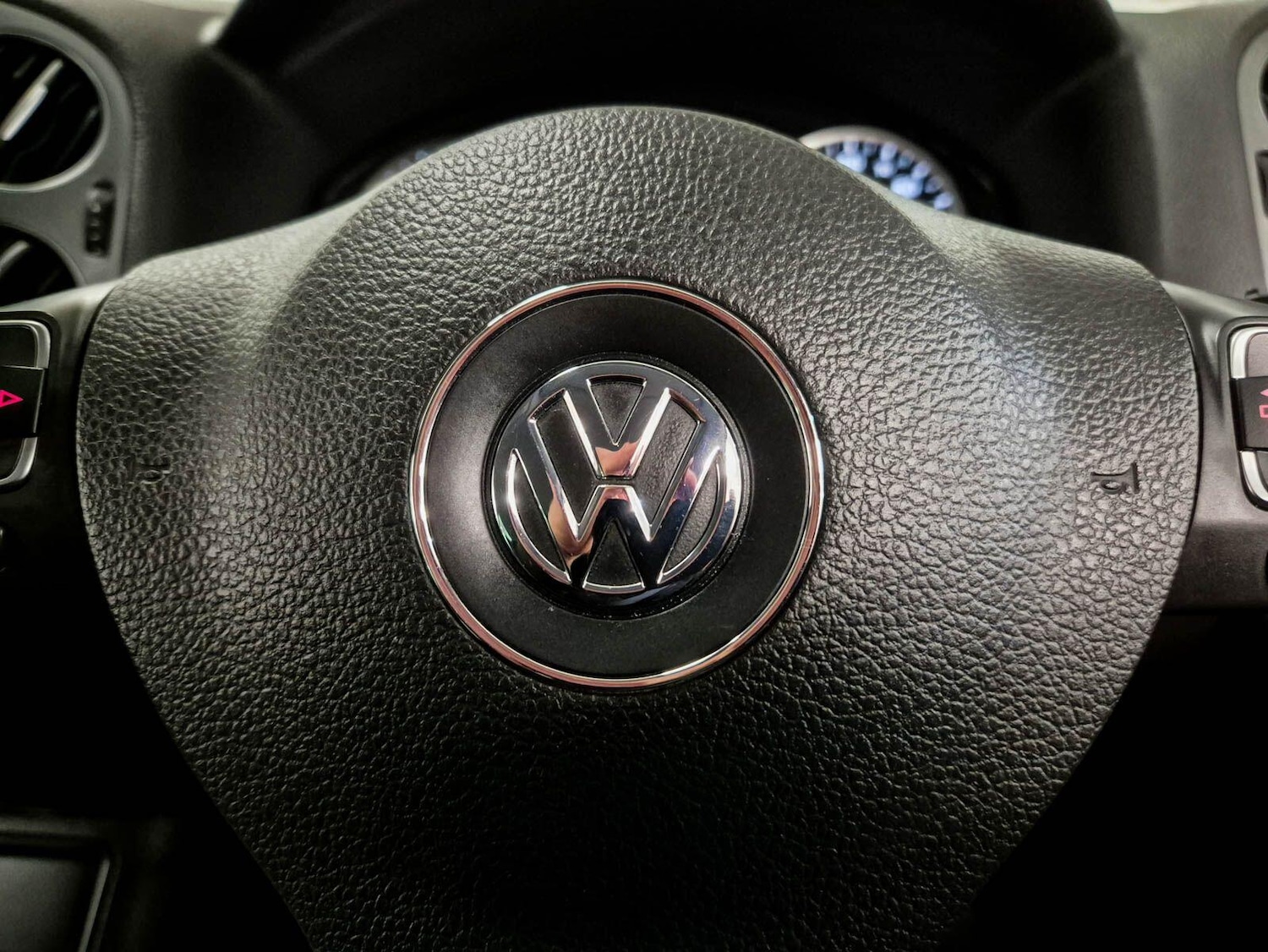 Used Volkswagen Tiguan for sale - 78136156: Photo 83