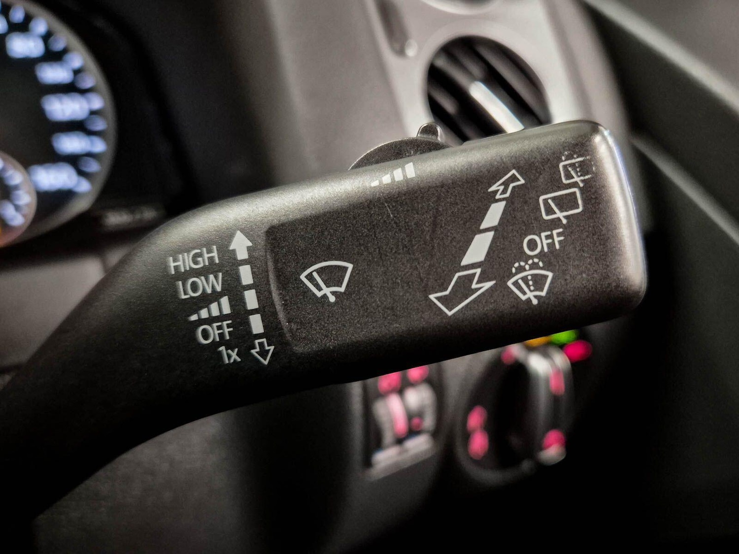 Used Volkswagen Tiguan for sale - 78136156: Photo 85