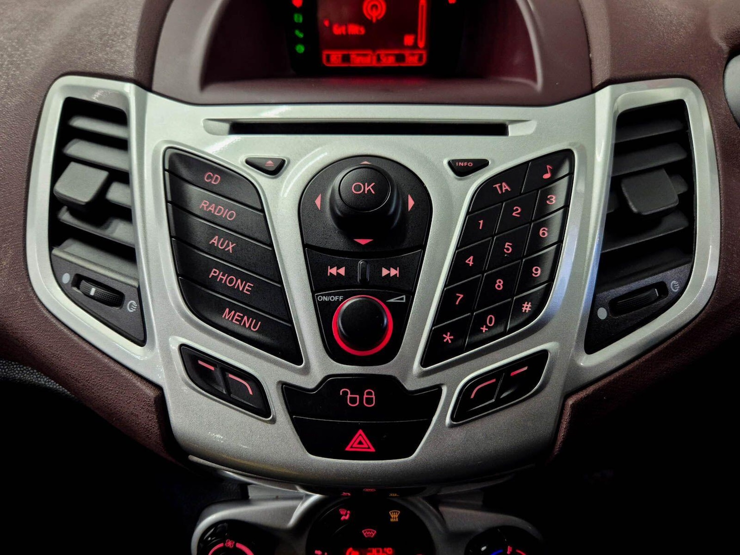 Used Ford Fiesta for sale - 78205042: Photo 64