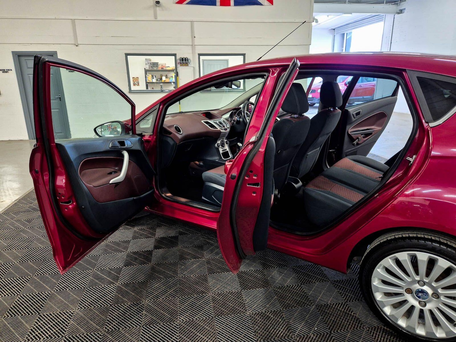 Used Ford Fiesta for sale - 78205042: Photo 80