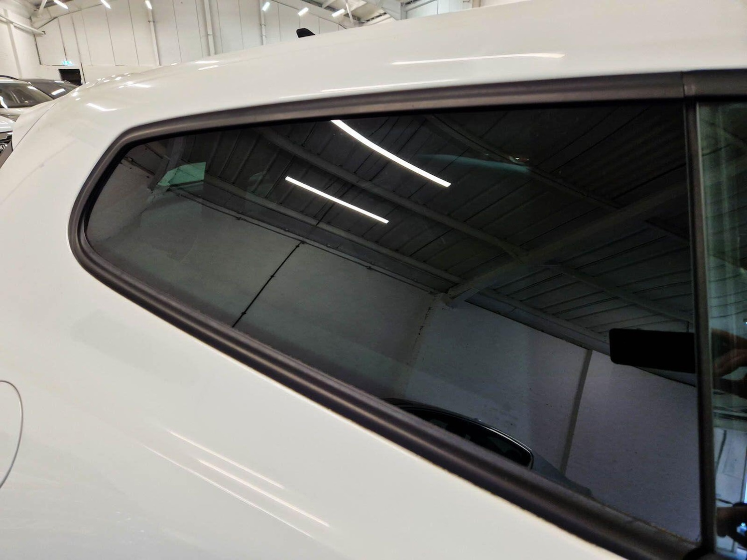 Used Volkswagen Scirocco 2013 for sale - 77839579: Photo 16