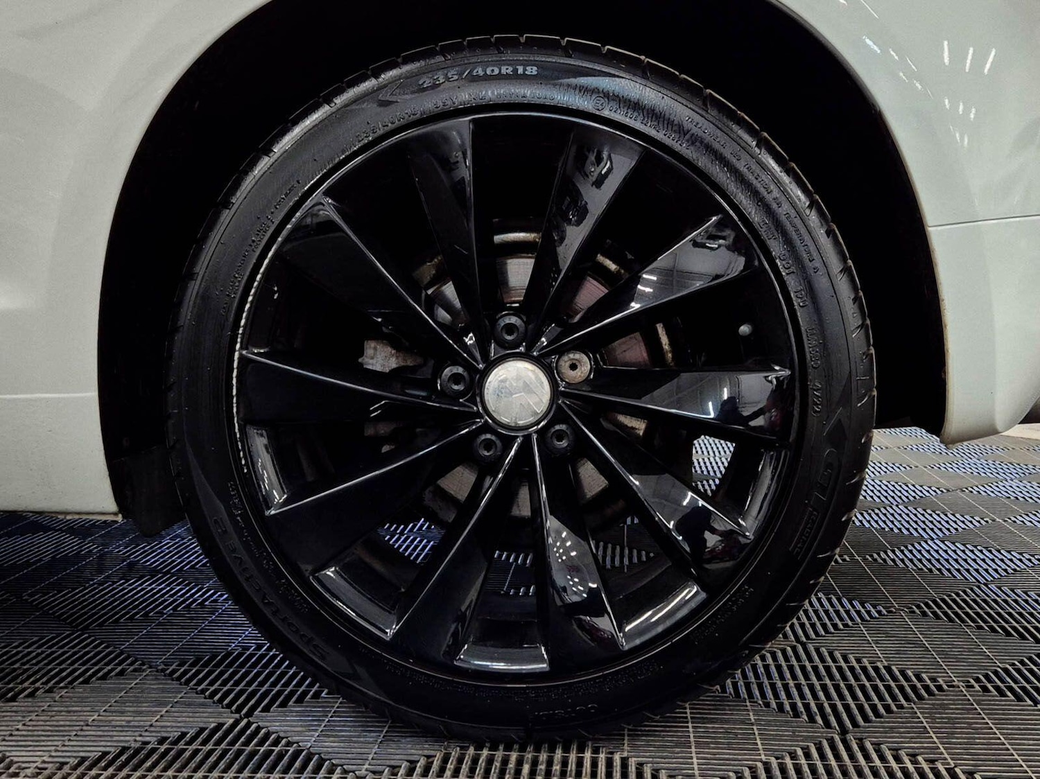 Used Volkswagen Scirocco 2013 for sale - 77839579: Photo 26