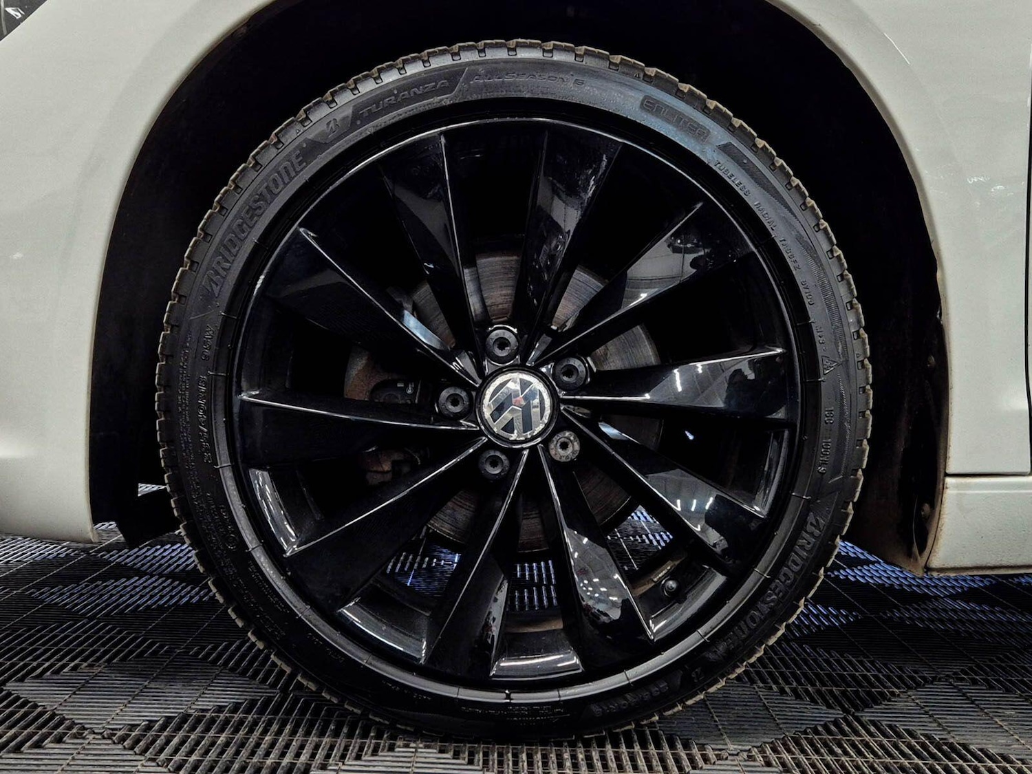 Used Volkswagen Scirocco 2013 for sale - 77839579: Photo 27