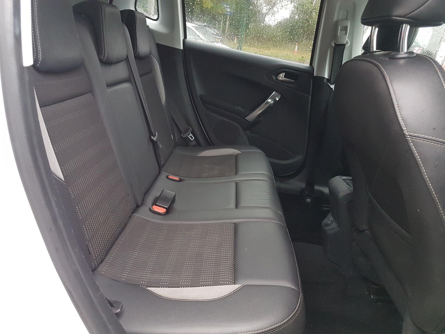 Used Peugeot 2008 2017 for sale - 76539106: Photo 14