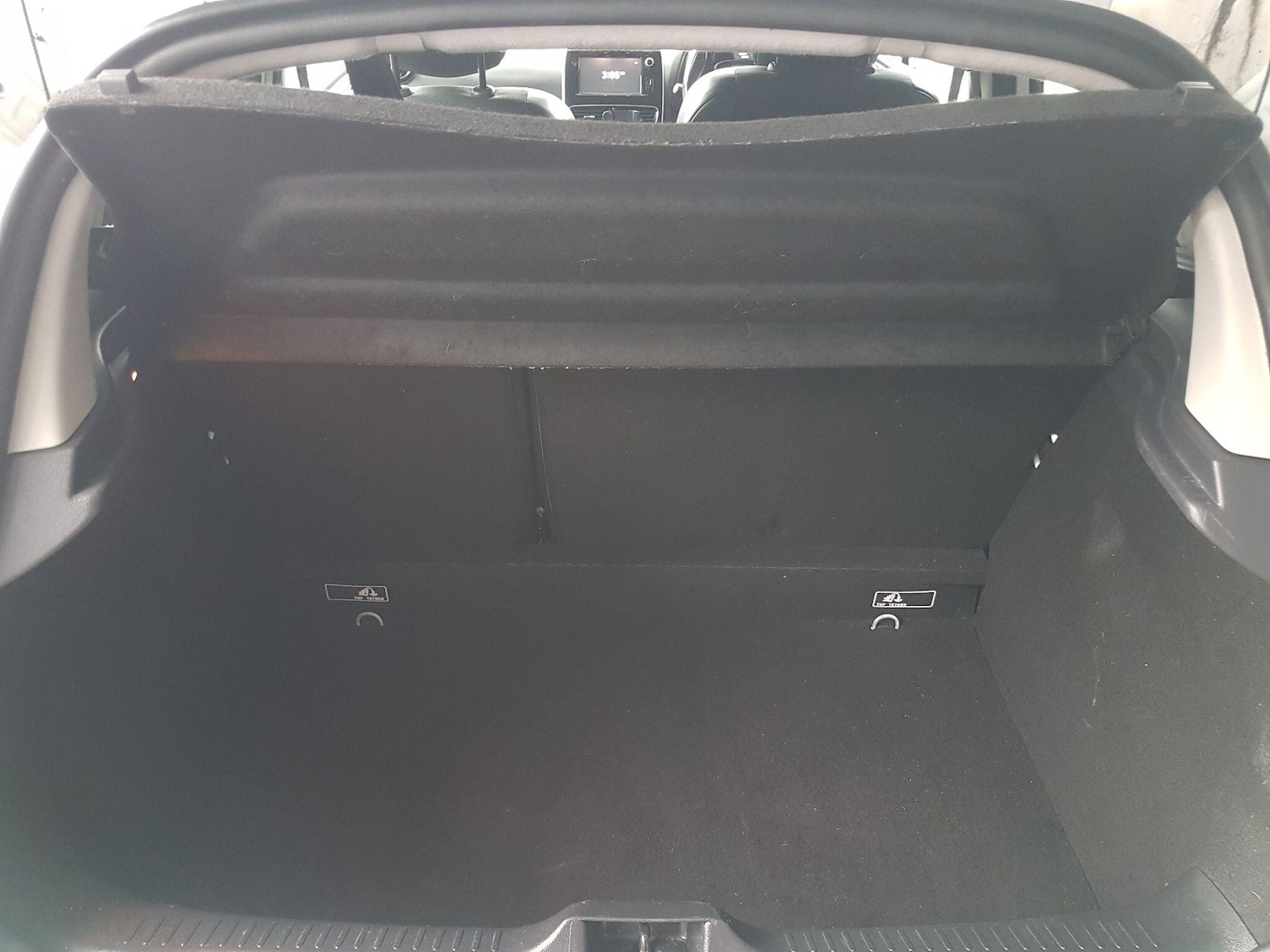 Used Peugeot 2008 2017 for sale - 76539106: Photo 30