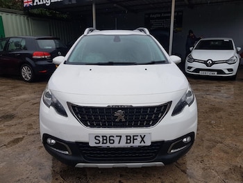 Used Peugeot 2008 2017 for sale - 76539106: Photo