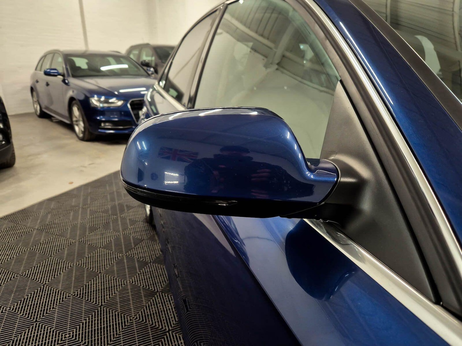 Used Audi A4 2014 for sale - 77478862: Photo 8