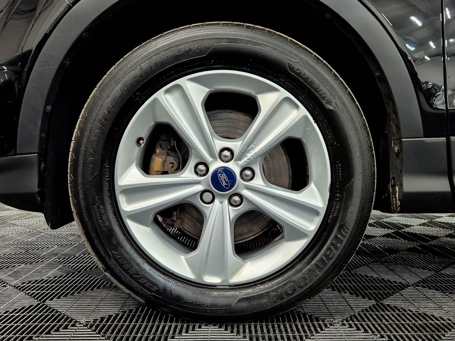 Used Ford Kuga 2015 for sale - 77411403: Photo 27