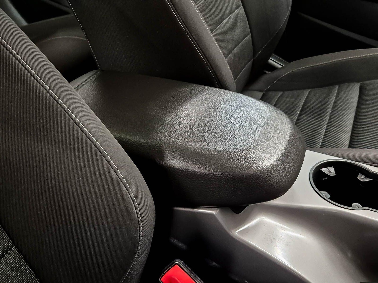 Used Ford Kuga 2015 for sale - 77411403: Photo 41