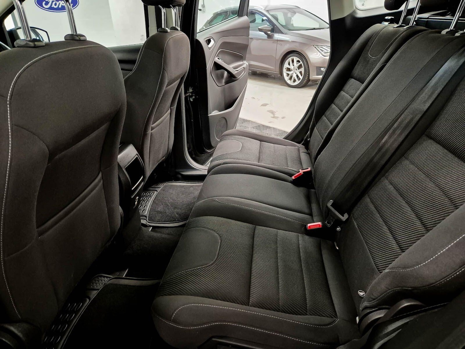 Used Ford Kuga 2015 for sale - 77411403: Photo 56