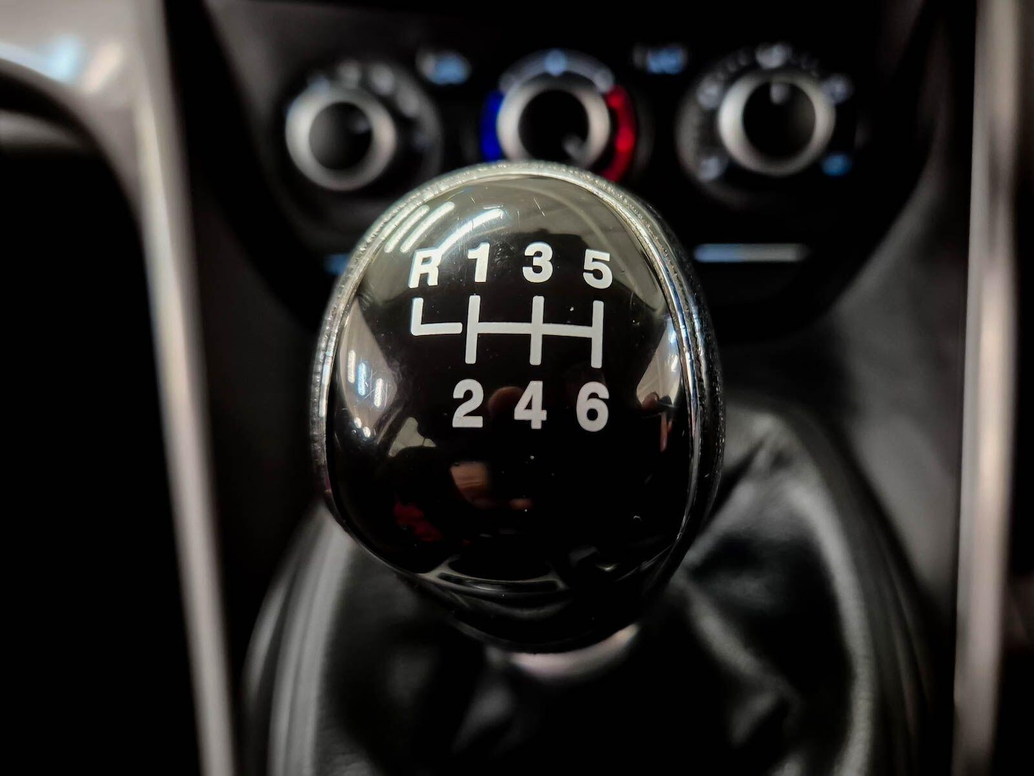 Used Ford Kuga 2015 for sale - 77411403: Photo 81