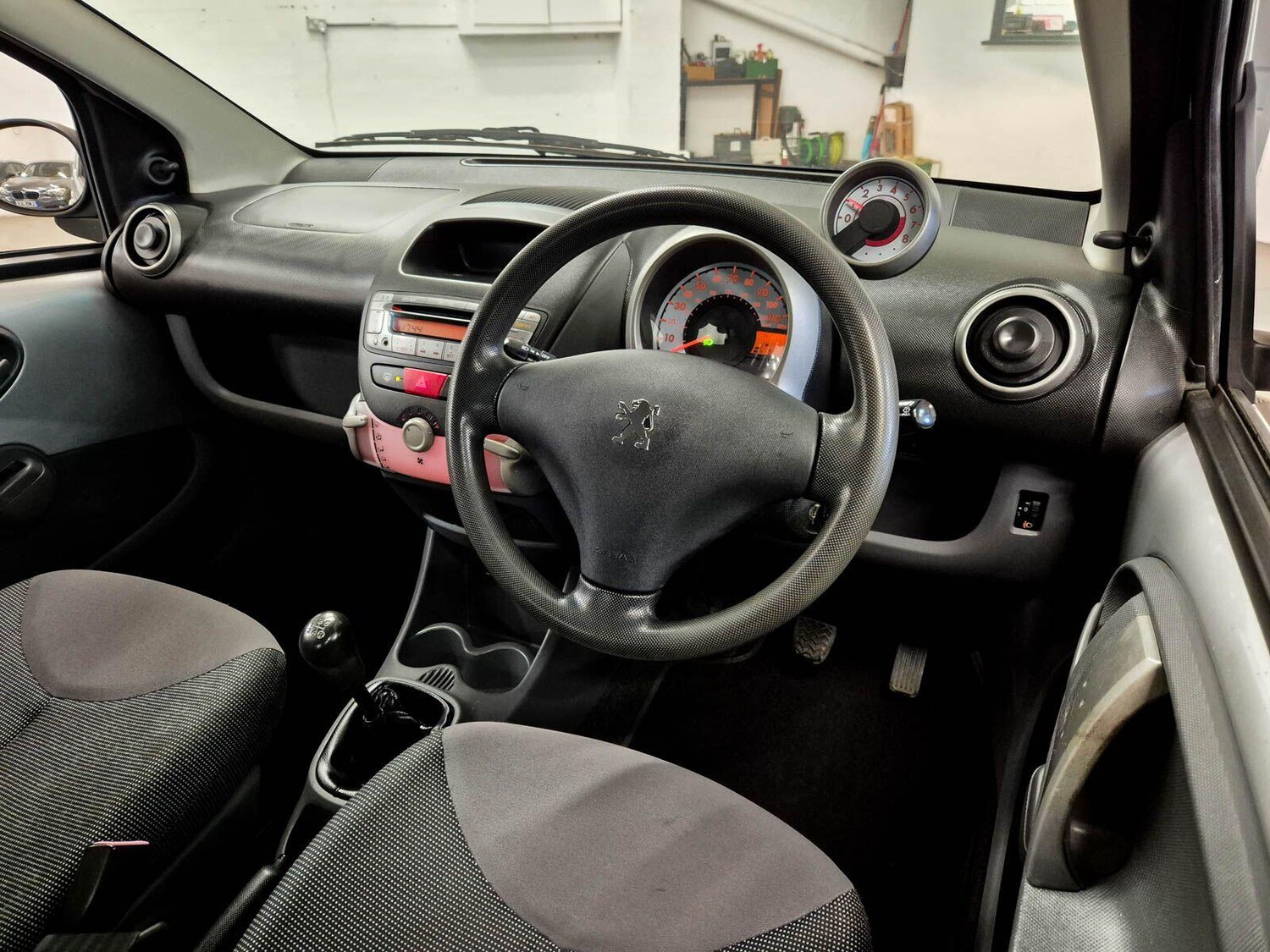 Used Peugeot 107 for sale - 78141372: Photo 24