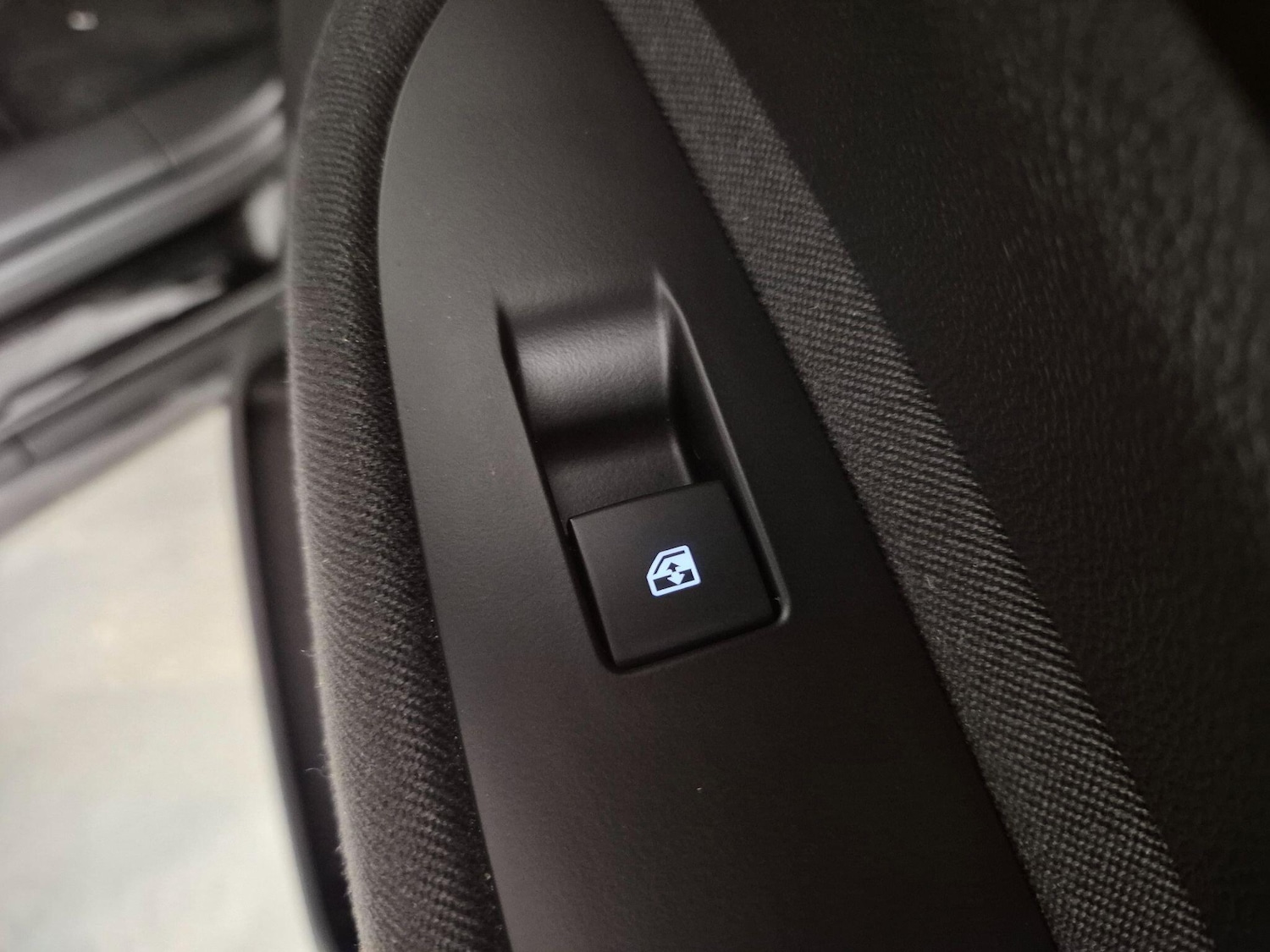 Used Vauxhall Mokka X for sale - 77267426: Photo 44