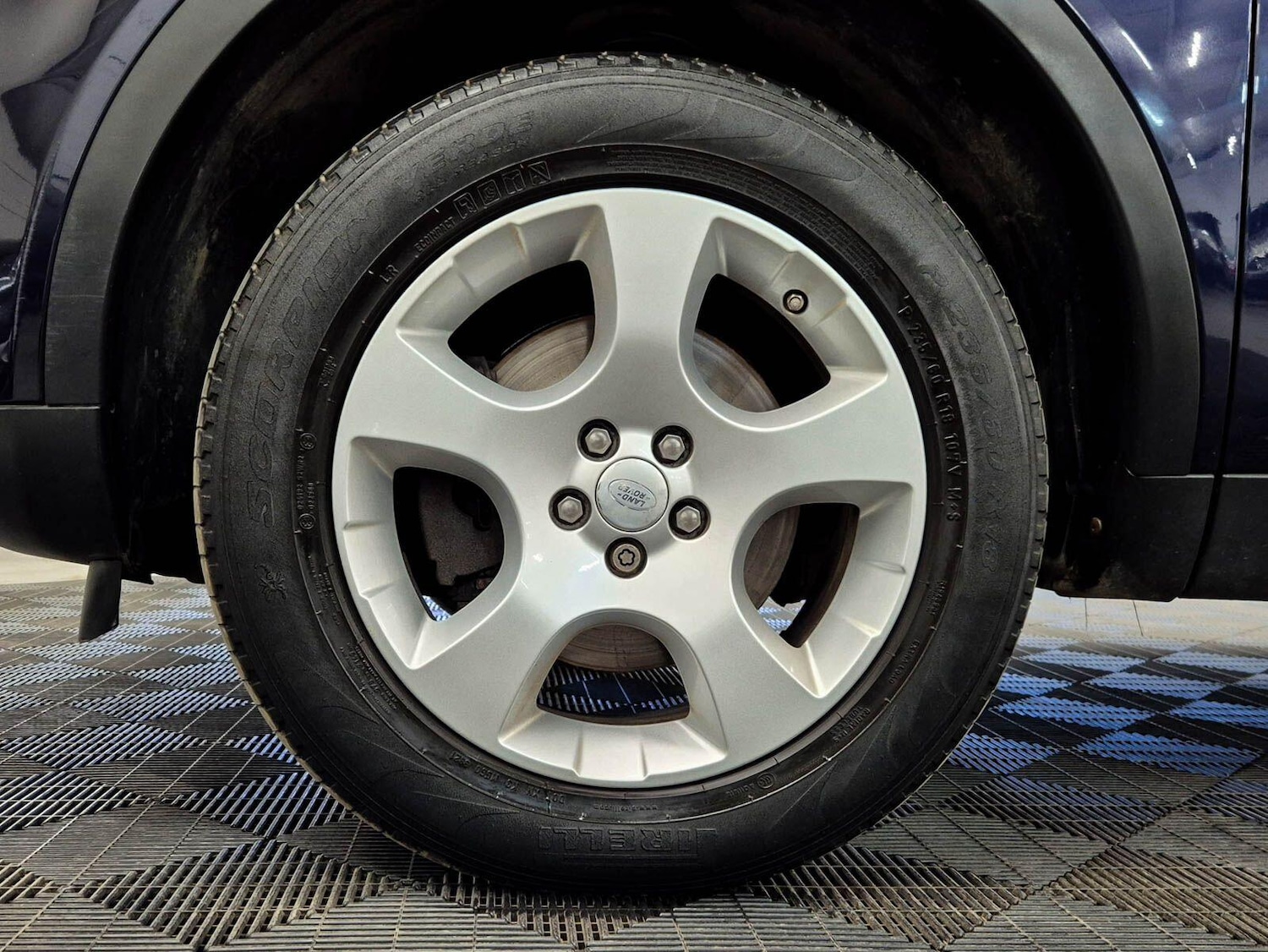 Used Land Rover Discovery Sport for sale - 78215153: Photo 32