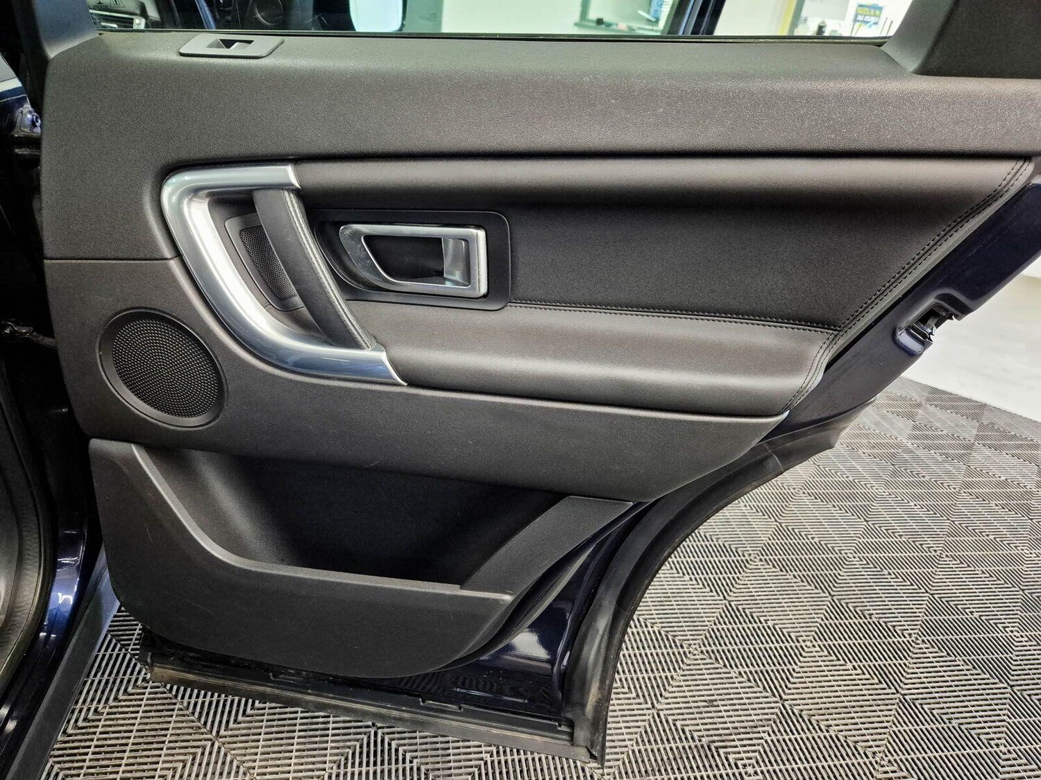 Used Land Rover Discovery Sport for sale - 78215153: Photo 55