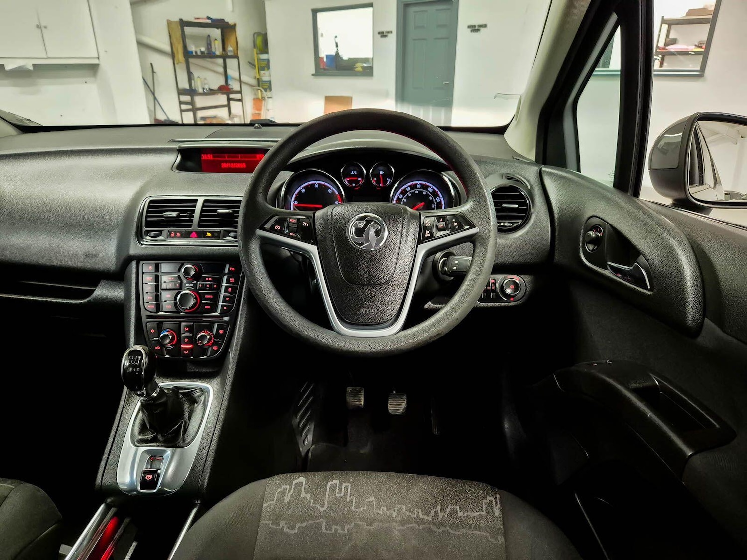 Used Vauxhall Meriva 2011 for sale - 77060164: Photo 28